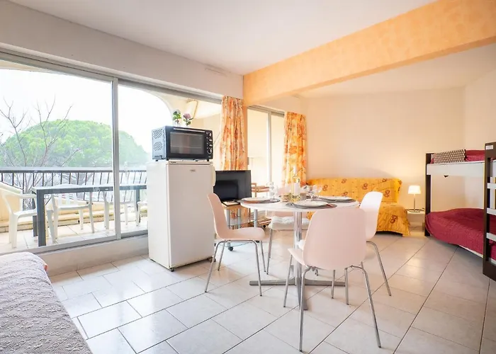 Escale Port-1 By Interhome